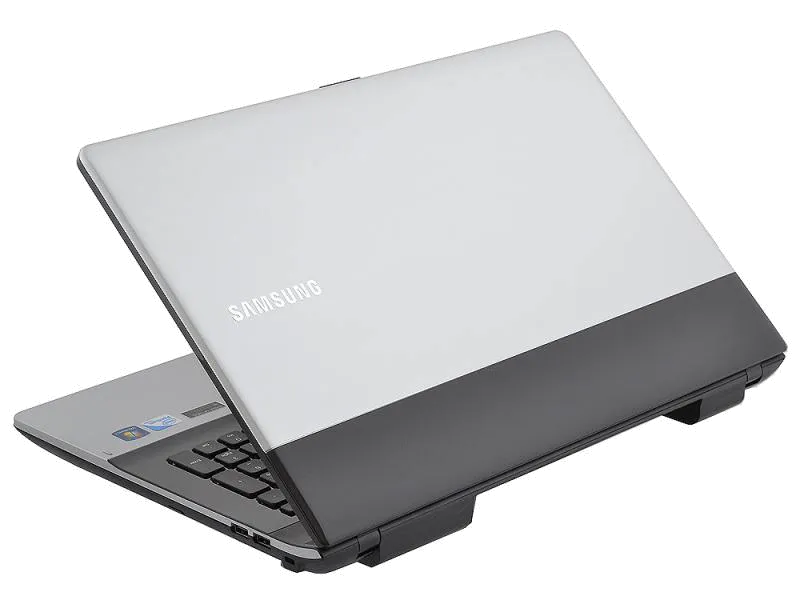 Замена жесткого диска Samsung 300E7A-S08