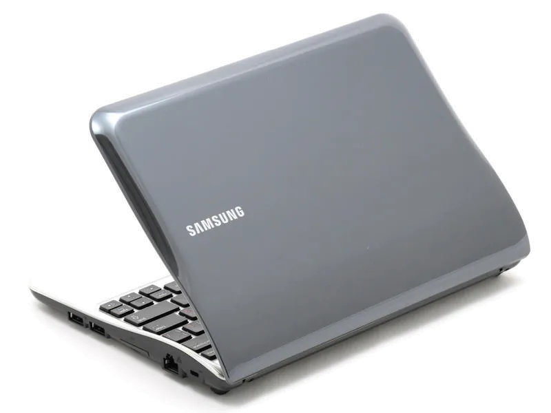 Замена жесткого диска Samsung NF310-A03